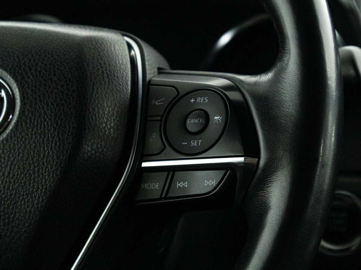 Купить Toyota Camry с пробегом. Фото: #23