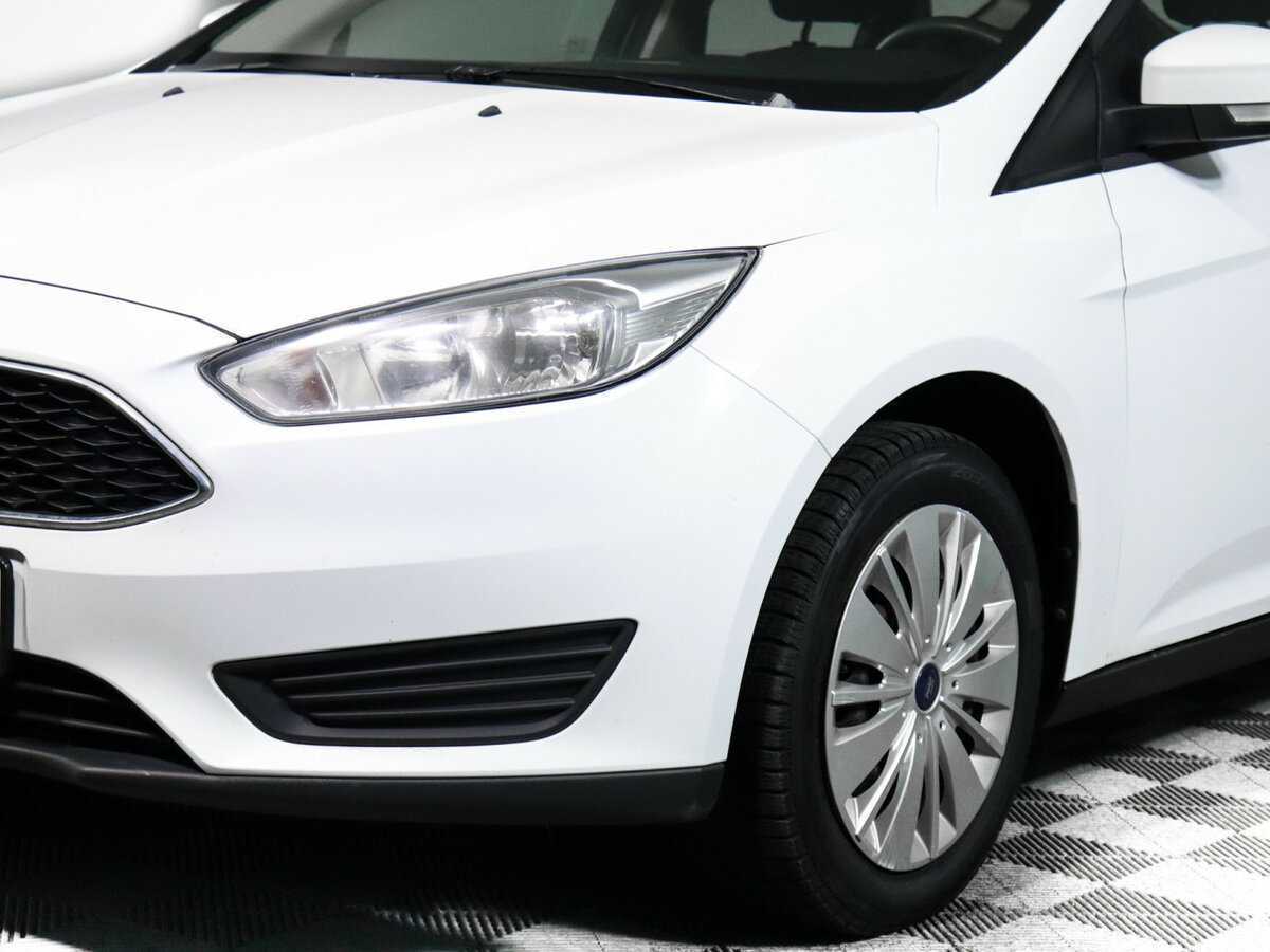 Купить Ford Focus с пробегом. Фото: #16