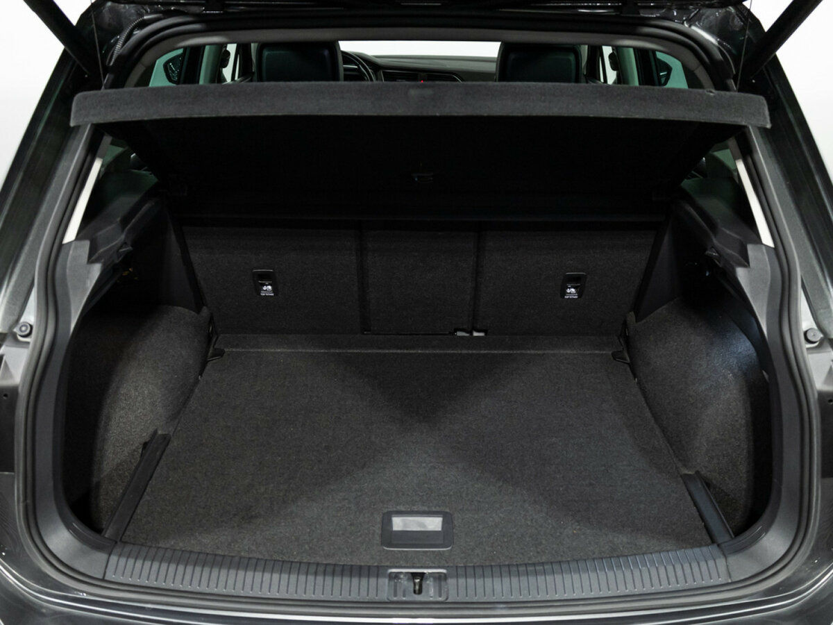 Купить Volkswagen Tiguan с пробегом. Фото: #20