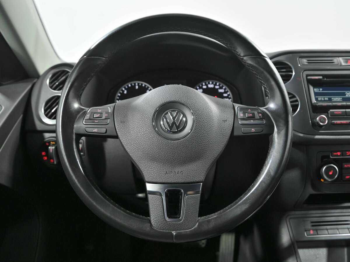 Купить Volkswagen Tiguan с пробегом. Фото: #7