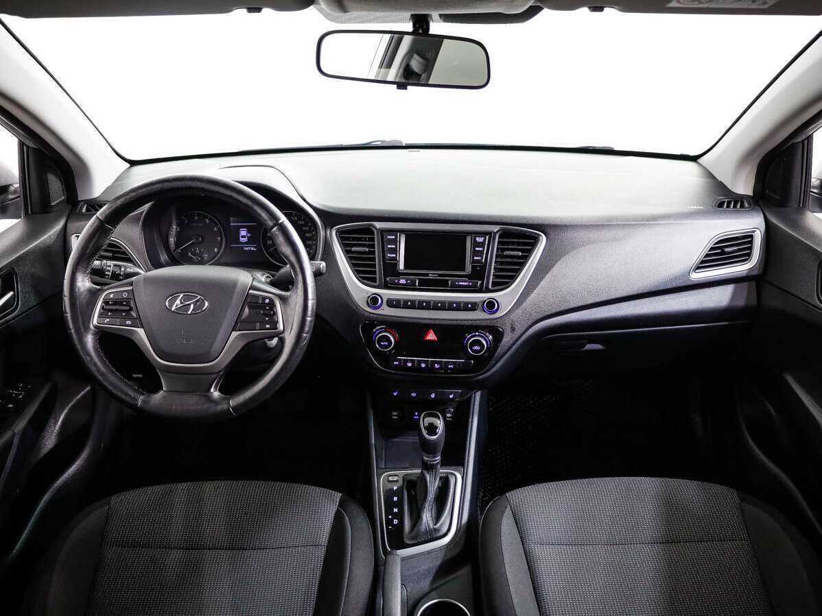 Купить Hyundai Solaris с пробегом. Фото: #8