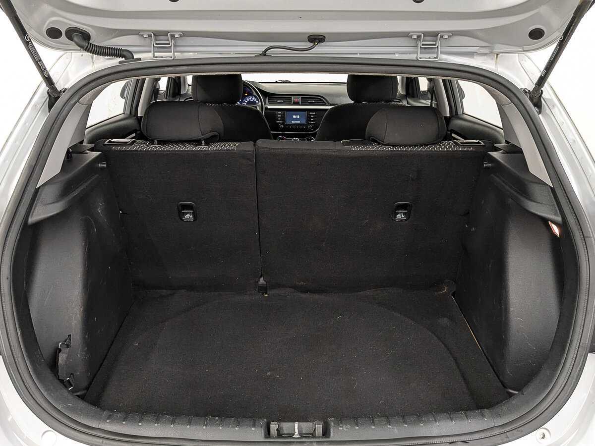 Купить Kia Rio с пробегом. Фото: #9