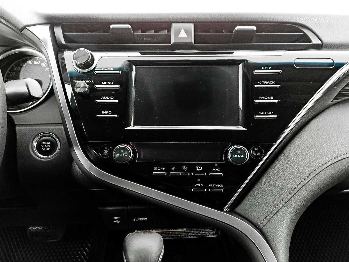 Купить Toyota Camry с пробегом. Фото: #11