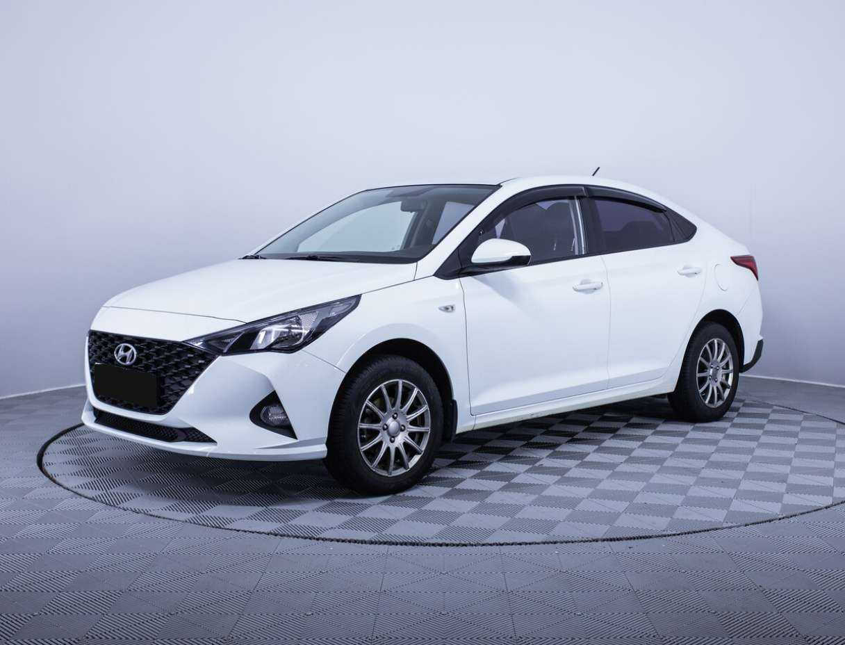 Купить Hyundai Solaris с пробегом. Посмотреть фото