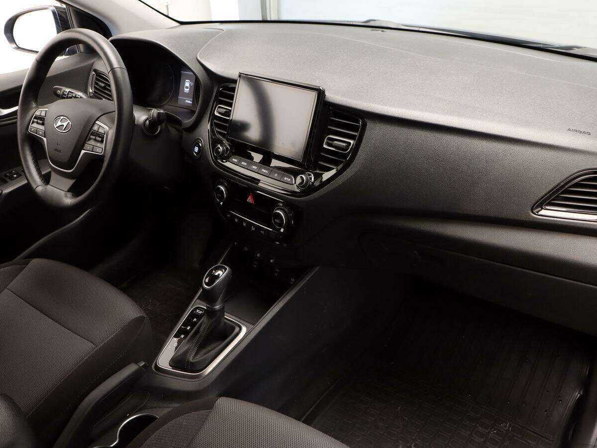 Купить Hyundai Solaris с пробегом. Фото: #5
