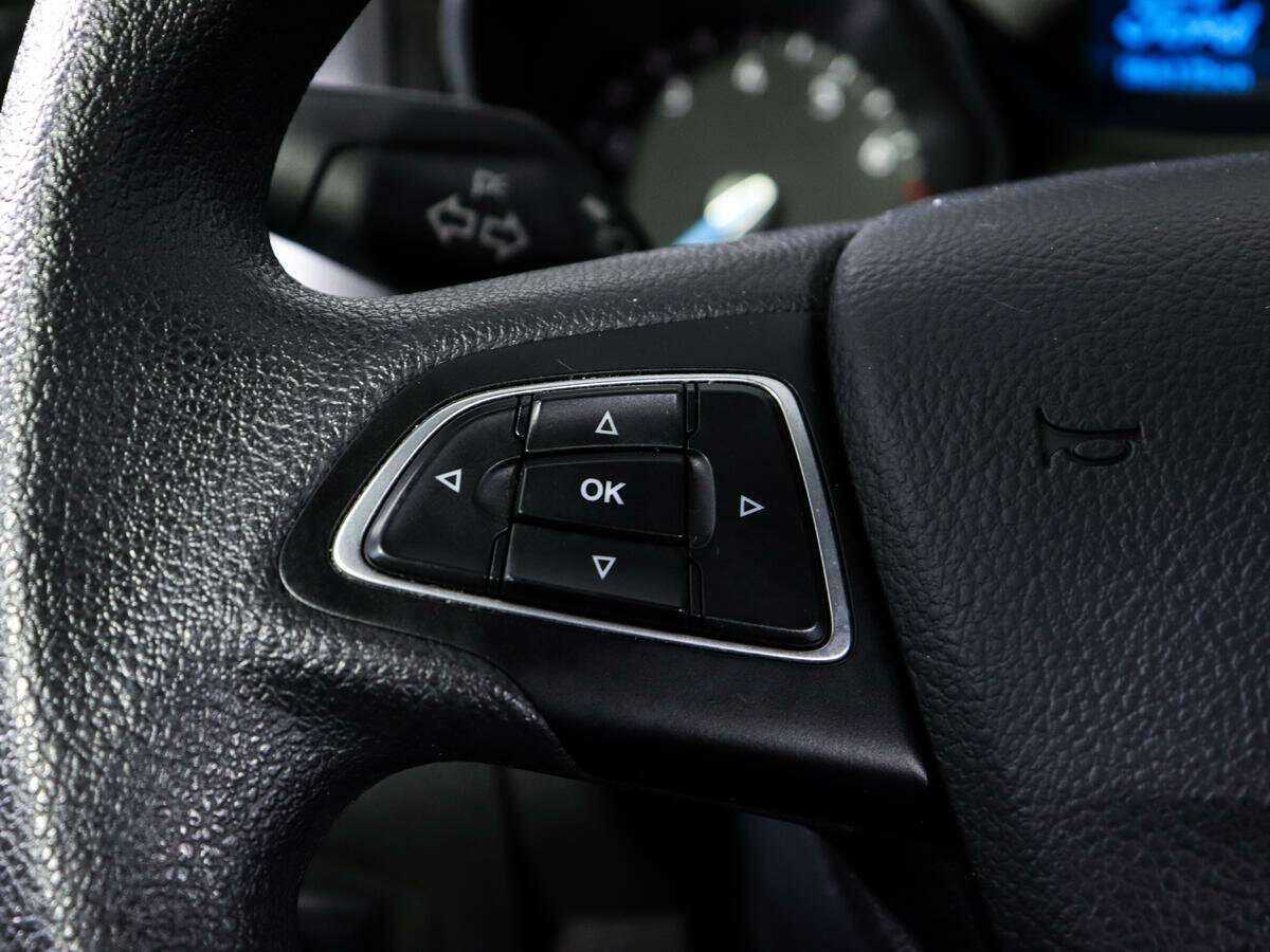 Купить Ford Focus с пробегом. Фото: #16