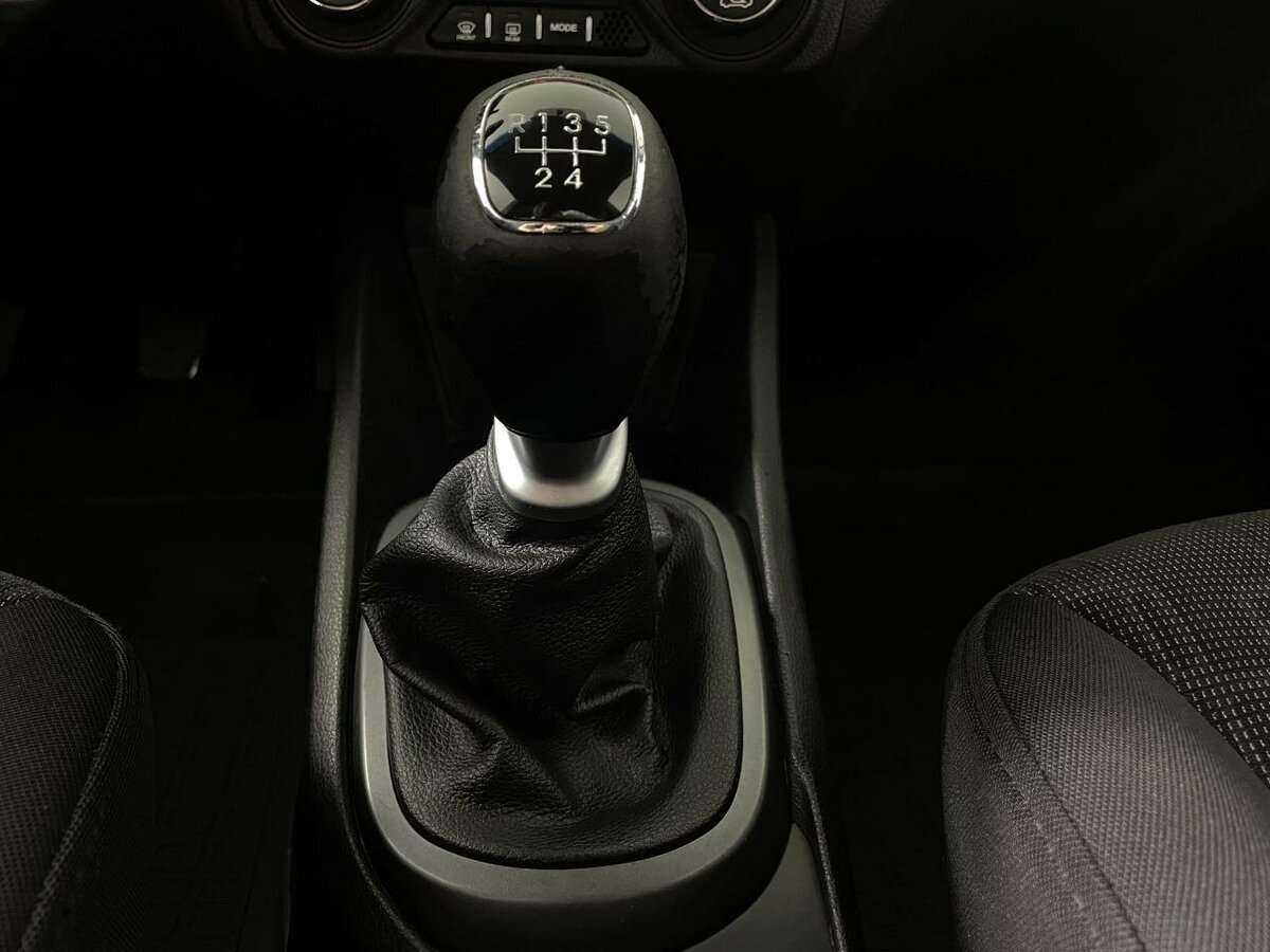Купить Kia Rio с пробегом. Фото: #12