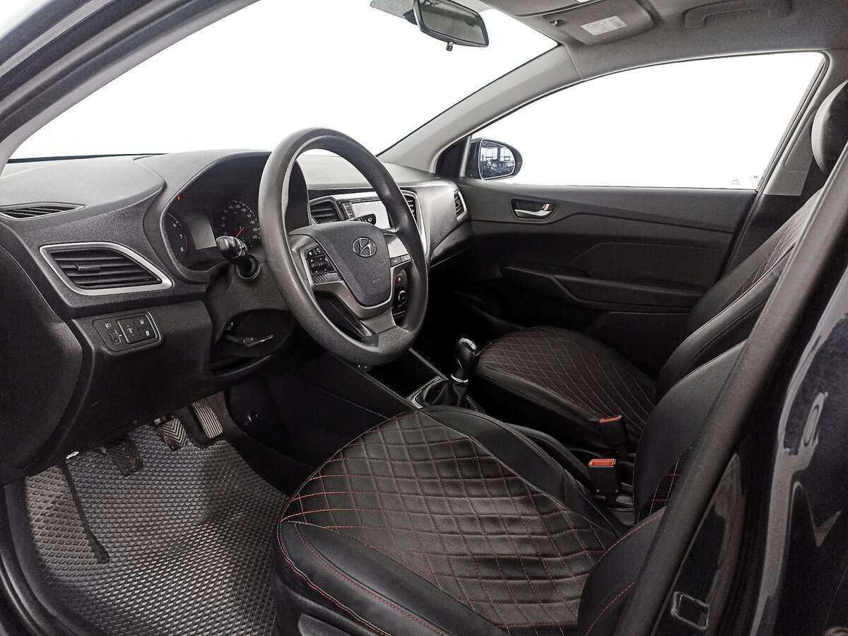 Купить Hyundai Solaris с пробегом. Фото: #13