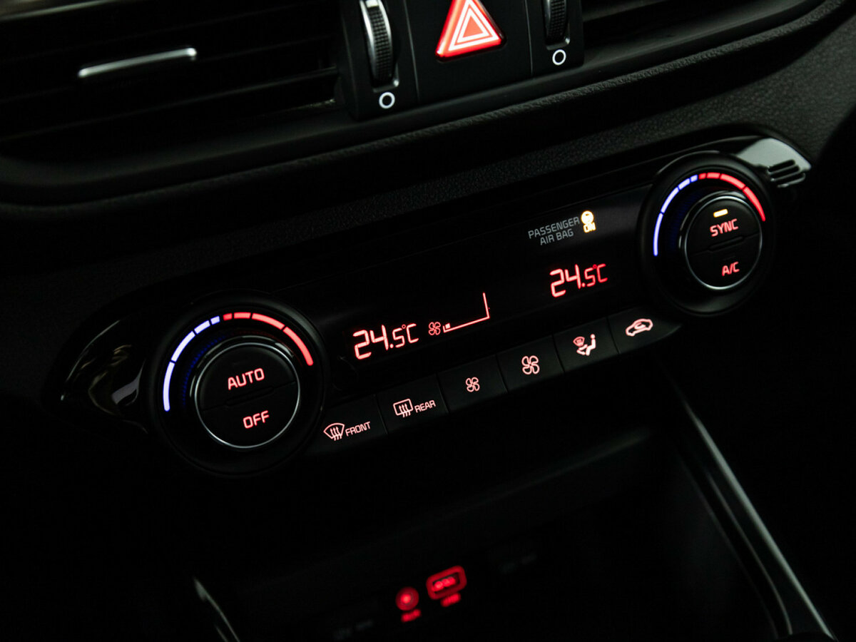 Купить Kia Cerato с пробегом. Фото: #14