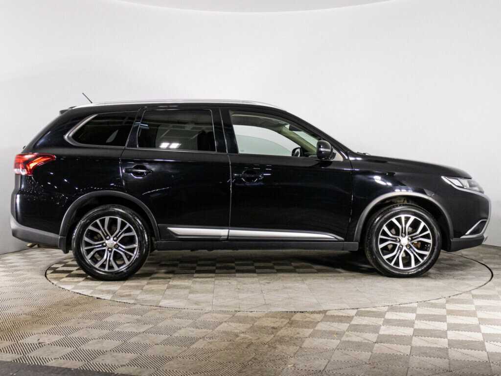 Купить Mitsubishi Outlander с пробегом. Фото: #3