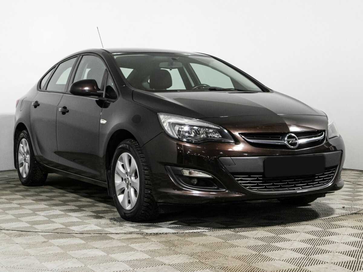 Купить Opel Astra с пробегом. Фото: #2