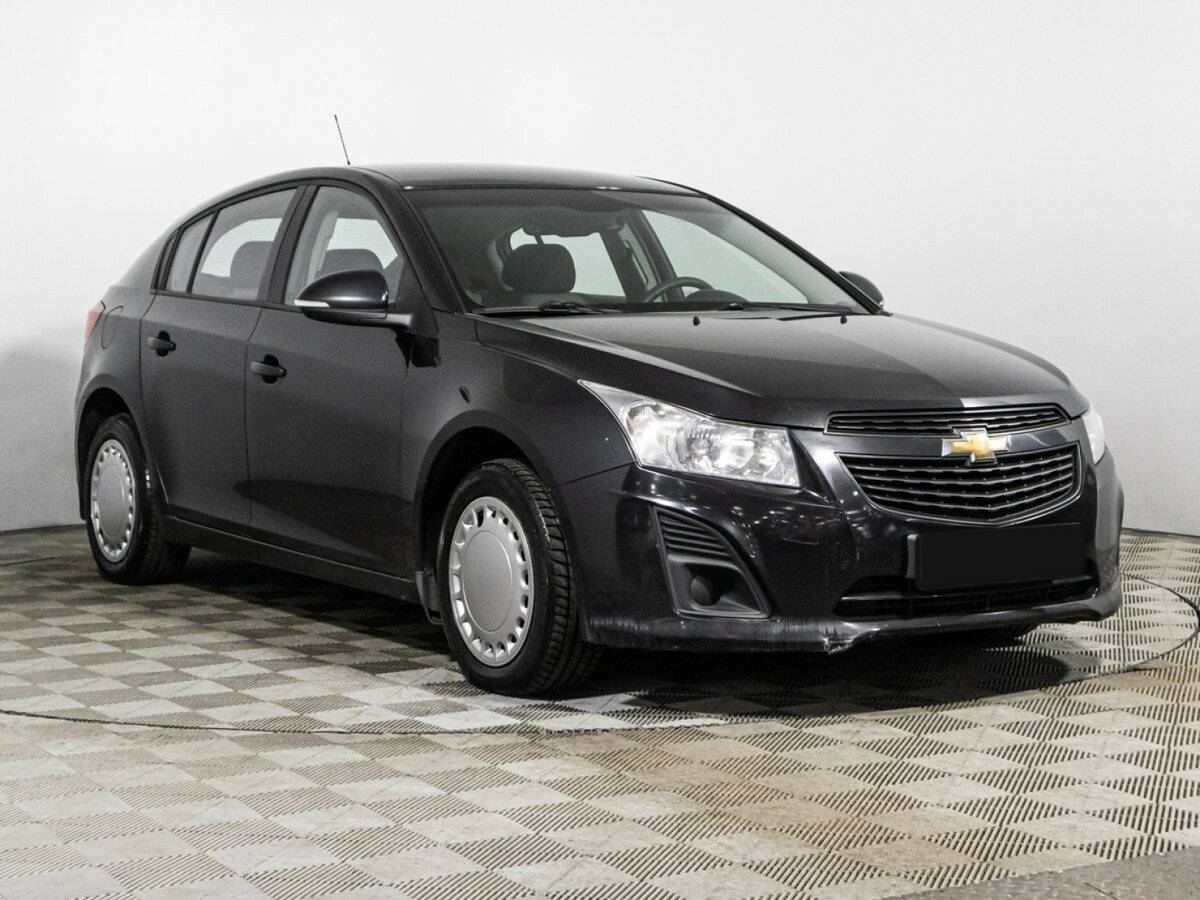 Купить Chevrolet Cruze с пробегом. Фото: #2