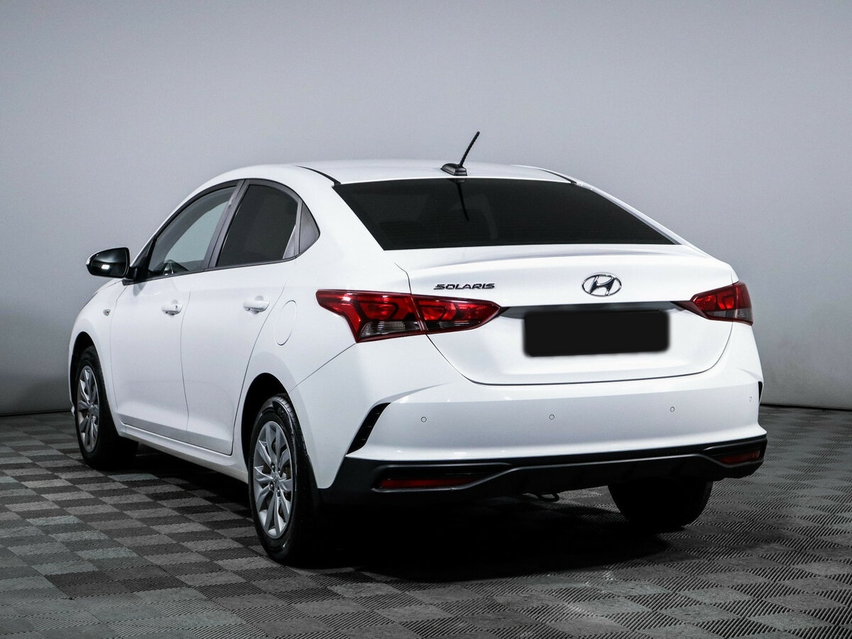 Купить Hyundai Solaris с пробегом. Фото: #6