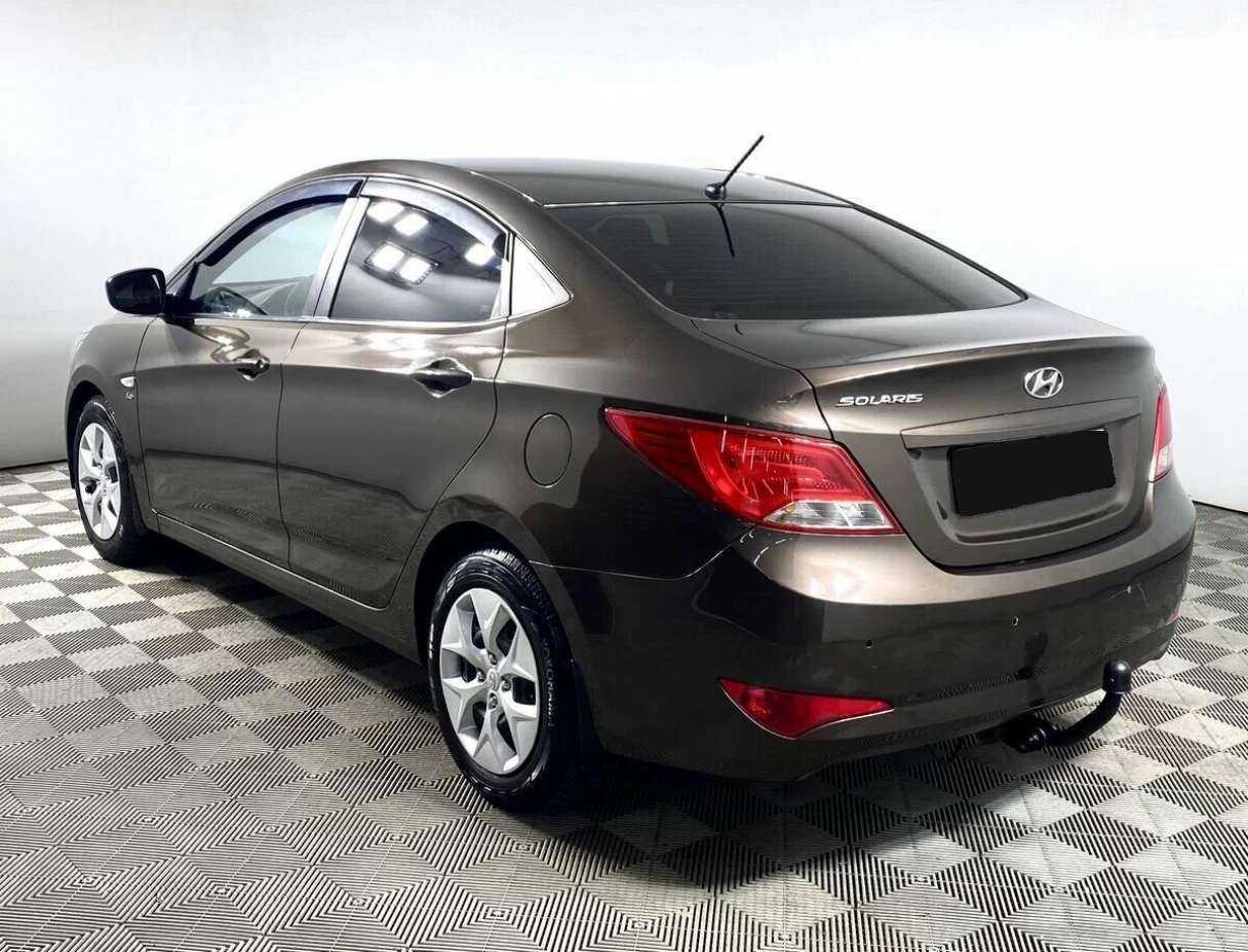 Купить Hyundai Solaris с пробегом. Фото: #6