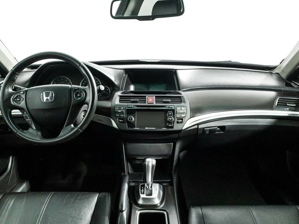 Купить Honda Crosstour с пробегом. Фото: #11