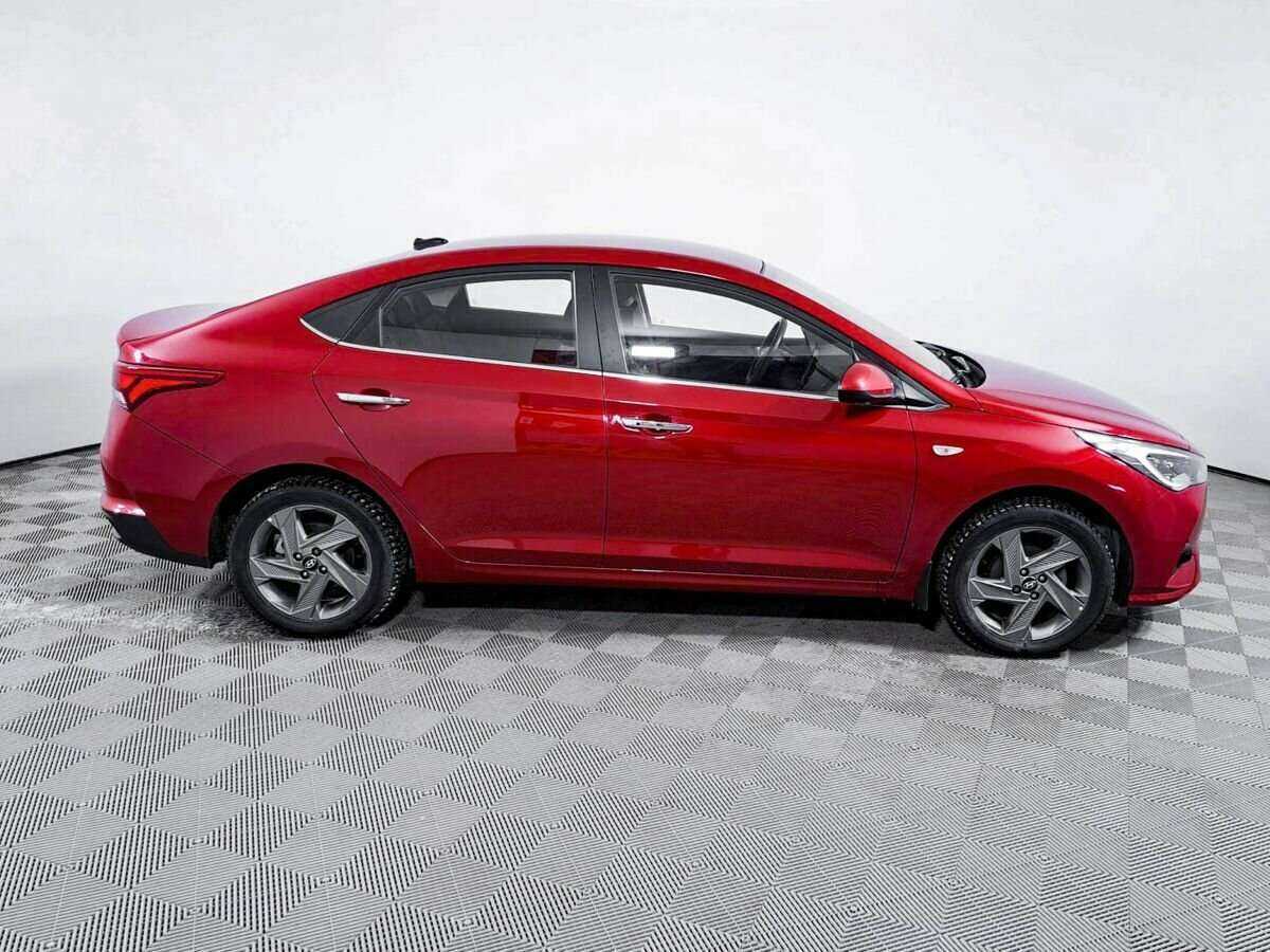 Купить Hyundai Solaris с пробегом. Фото: #3