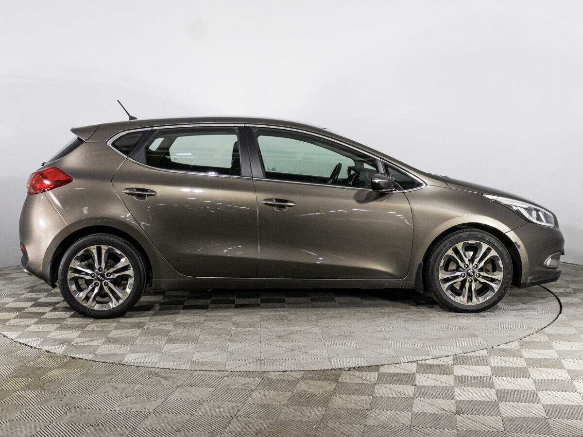 Купить Kia Ceed с пробегом. Фото: #3