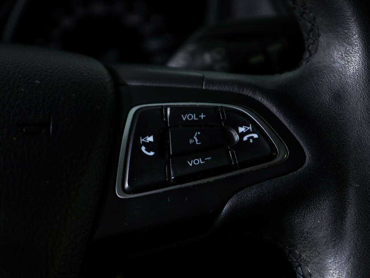 Купить Ford Focus с пробегом. Фото: #13