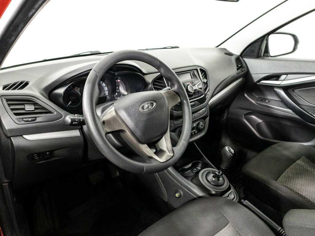 Купить Lada (ВАЗ) Vesta с пробегом. Фото: #10