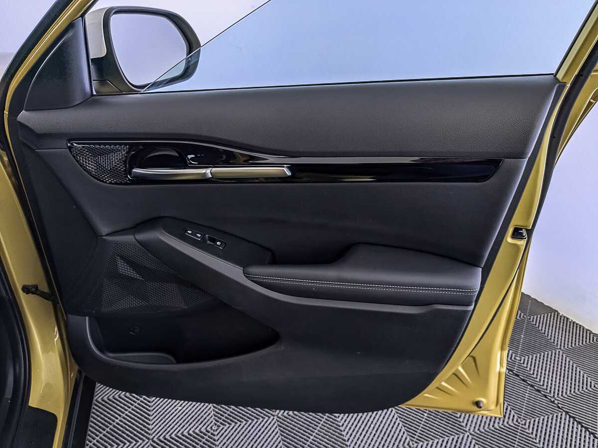 Купить Kia Seltos с пробегом. Фото: #22