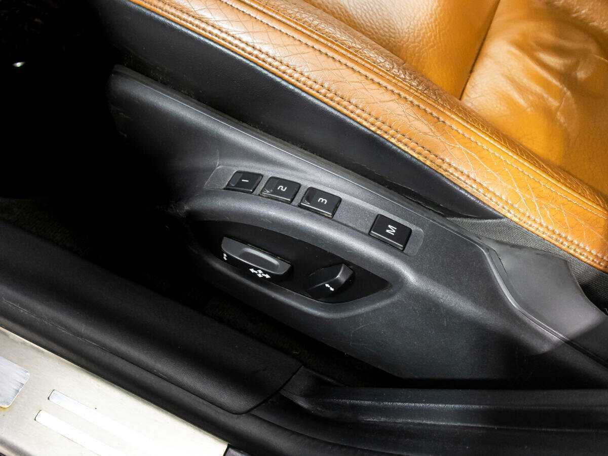 Купить Volvo S60 с пробегом. Фото: #18