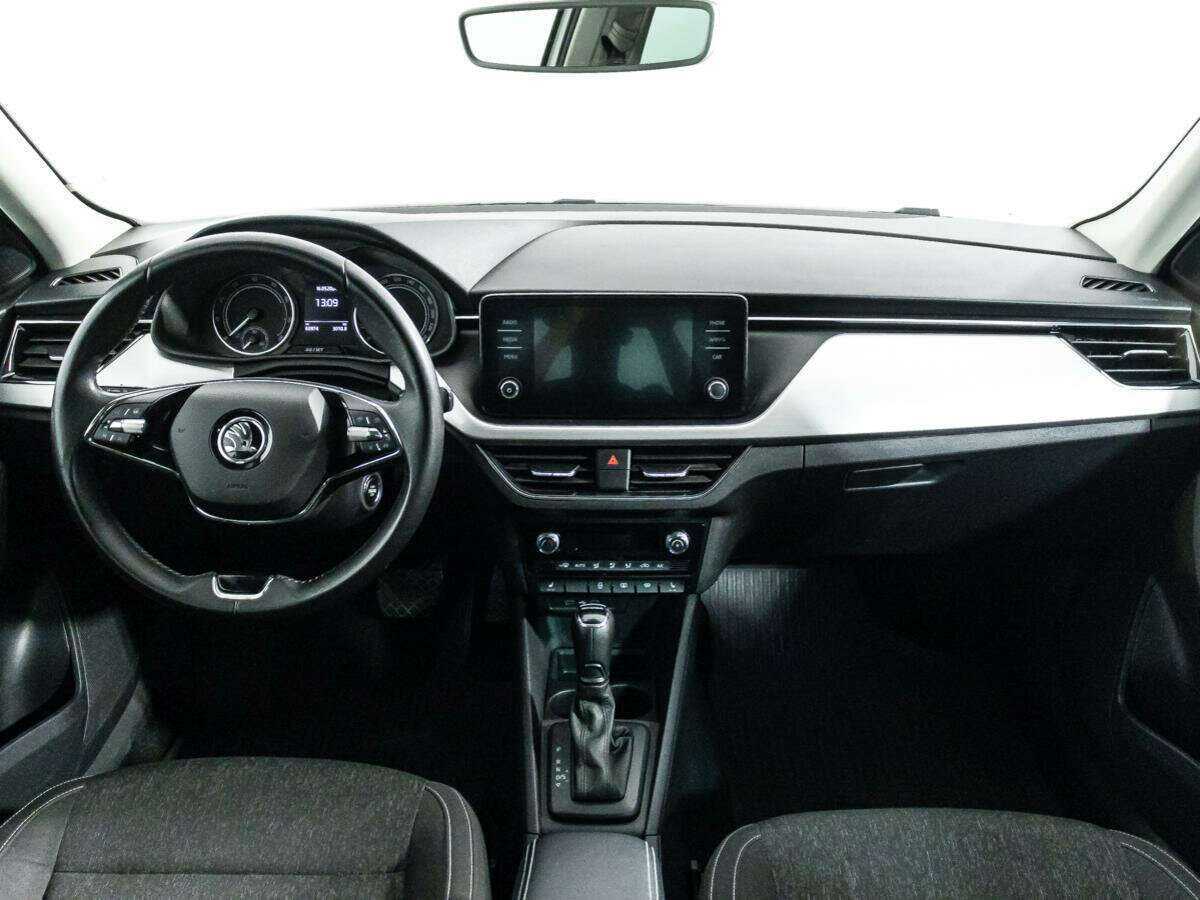 Купить Skoda Rapid с пробегом. Фото: #12