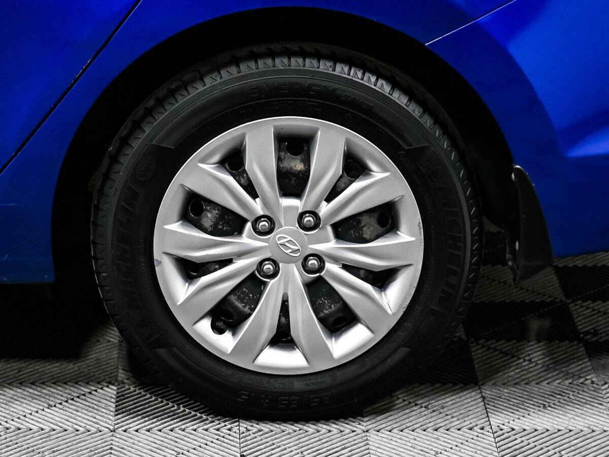 Купить Hyundai Solaris с пробегом. Фото: #14