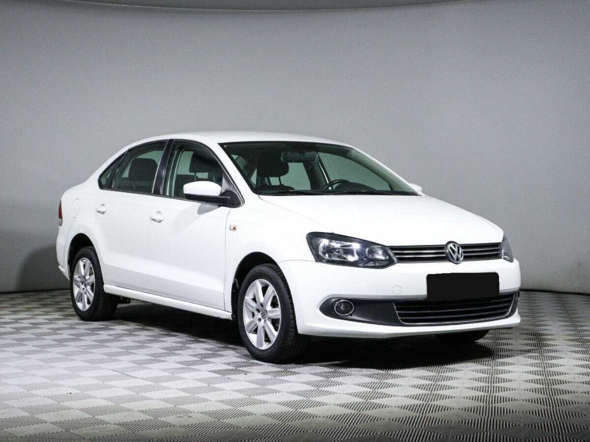 Купить Volkswagen Polo с пробегом. Фото: #2