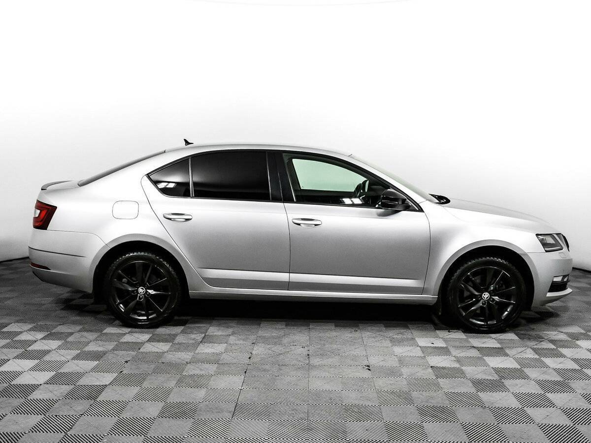 Купить Skoda Octavia с пробегом. Фото: #3