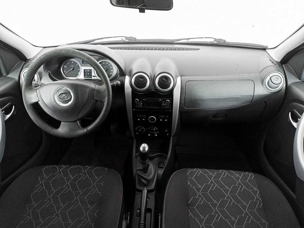 Купить Lada (ВАЗ) Largus с пробегом. Фото: #9