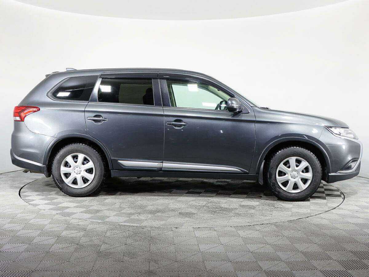 Купить Mitsubishi Outlander с пробегом. Фото: #3