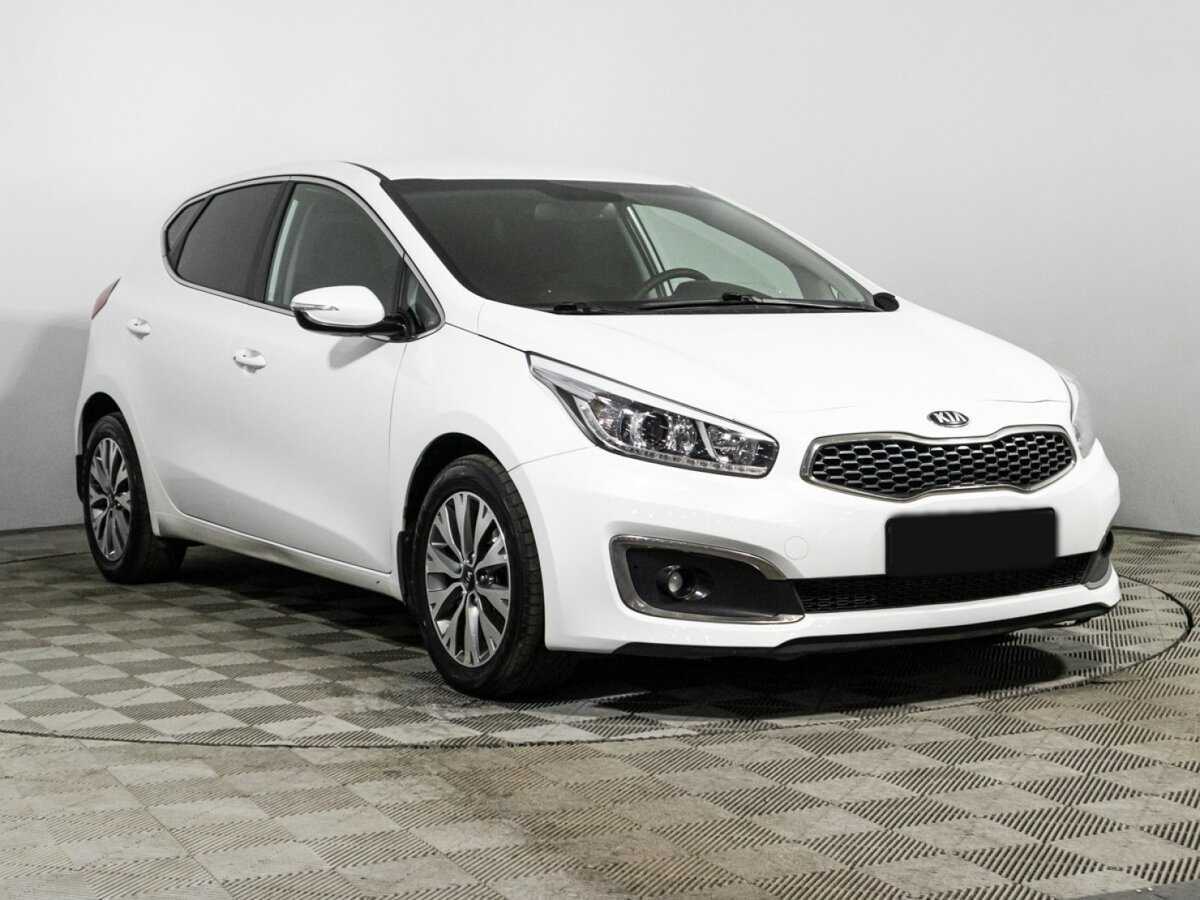 Купить Kia Ceed с пробегом. Фото: #2