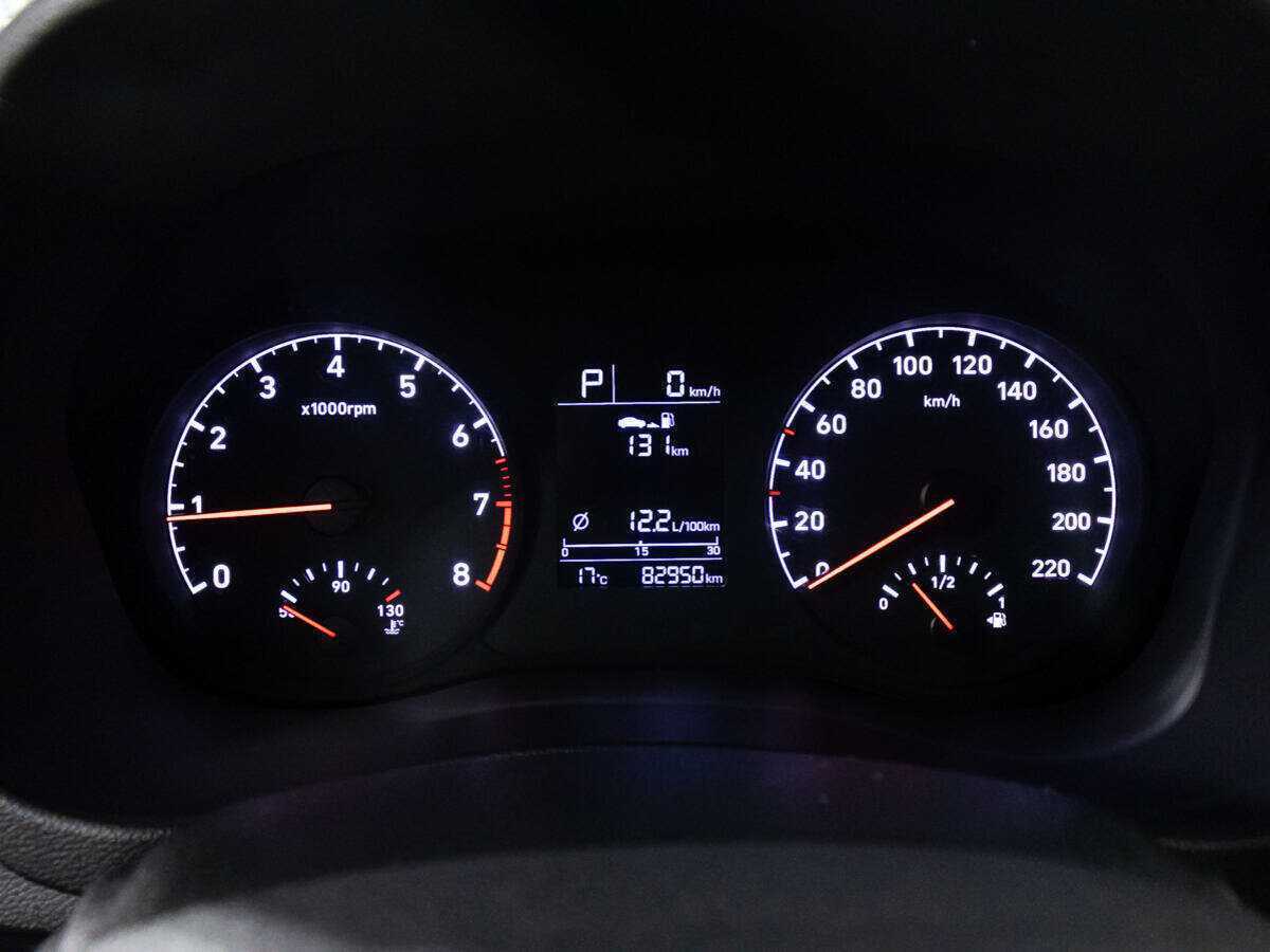 Купить Hyundai Solaris с пробегом. Фото: #11