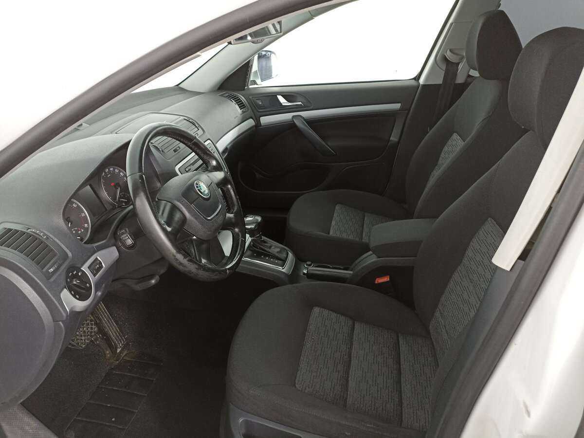 Купить Skoda Octavia с пробегом. Фото: #15