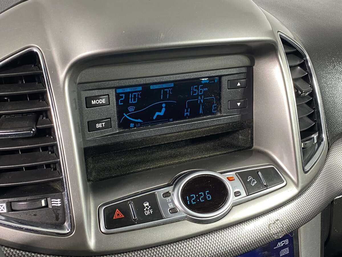 Купить Chevrolet Captiva с пробегом. Фото: #10