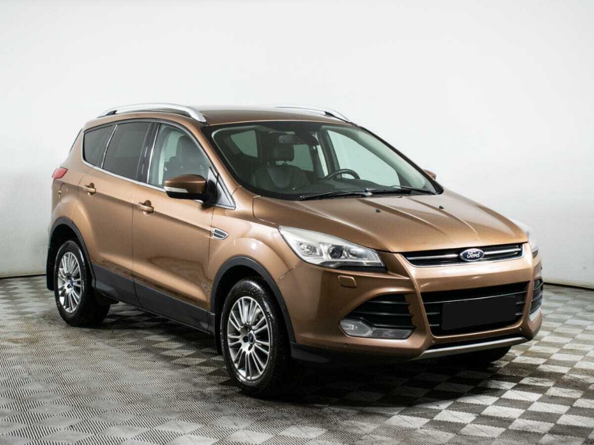 Купить Ford Kuga с пробегом. Фото: #2