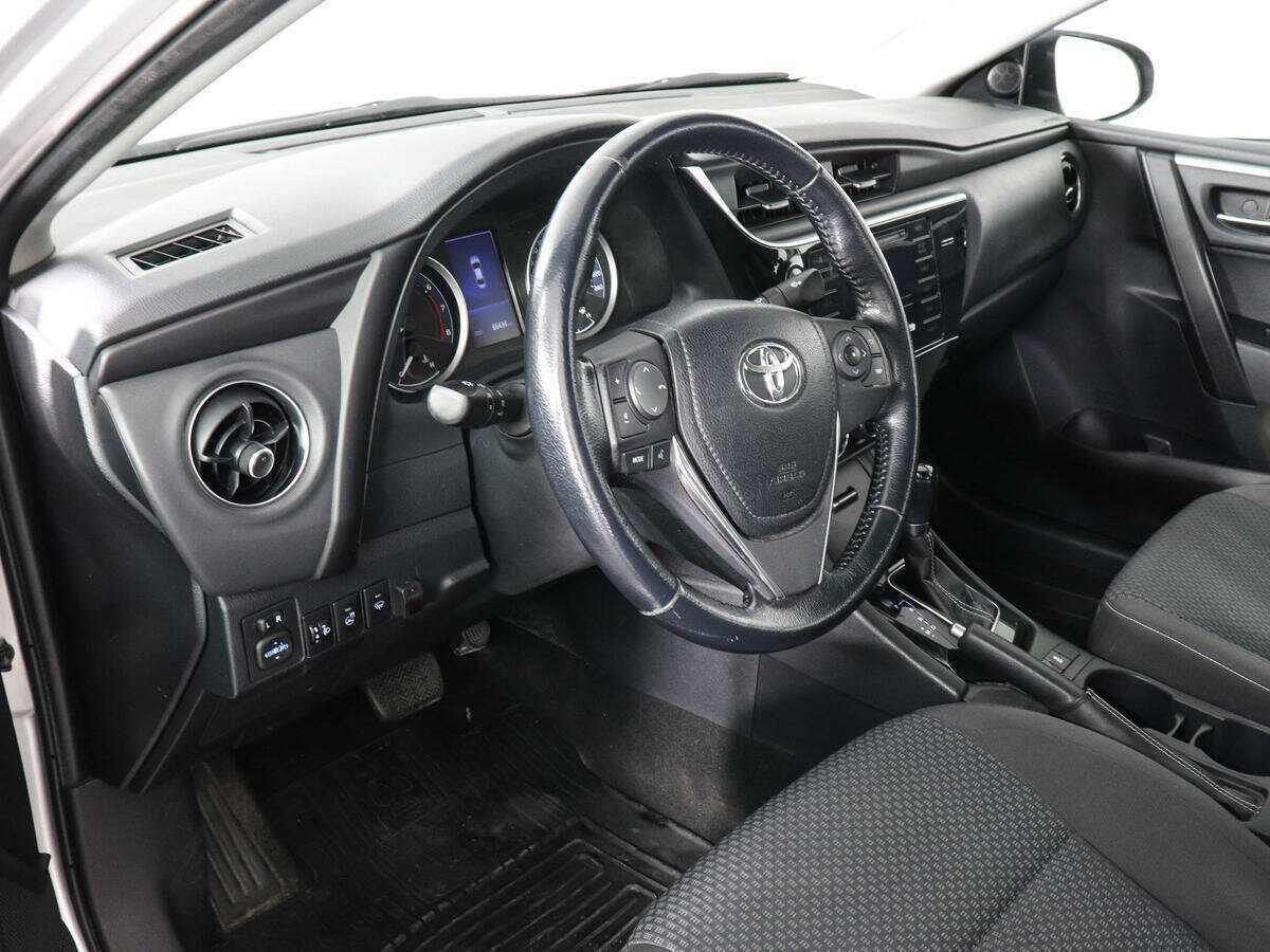 Купить Toyota Corolla с пробегом. Фото: #8