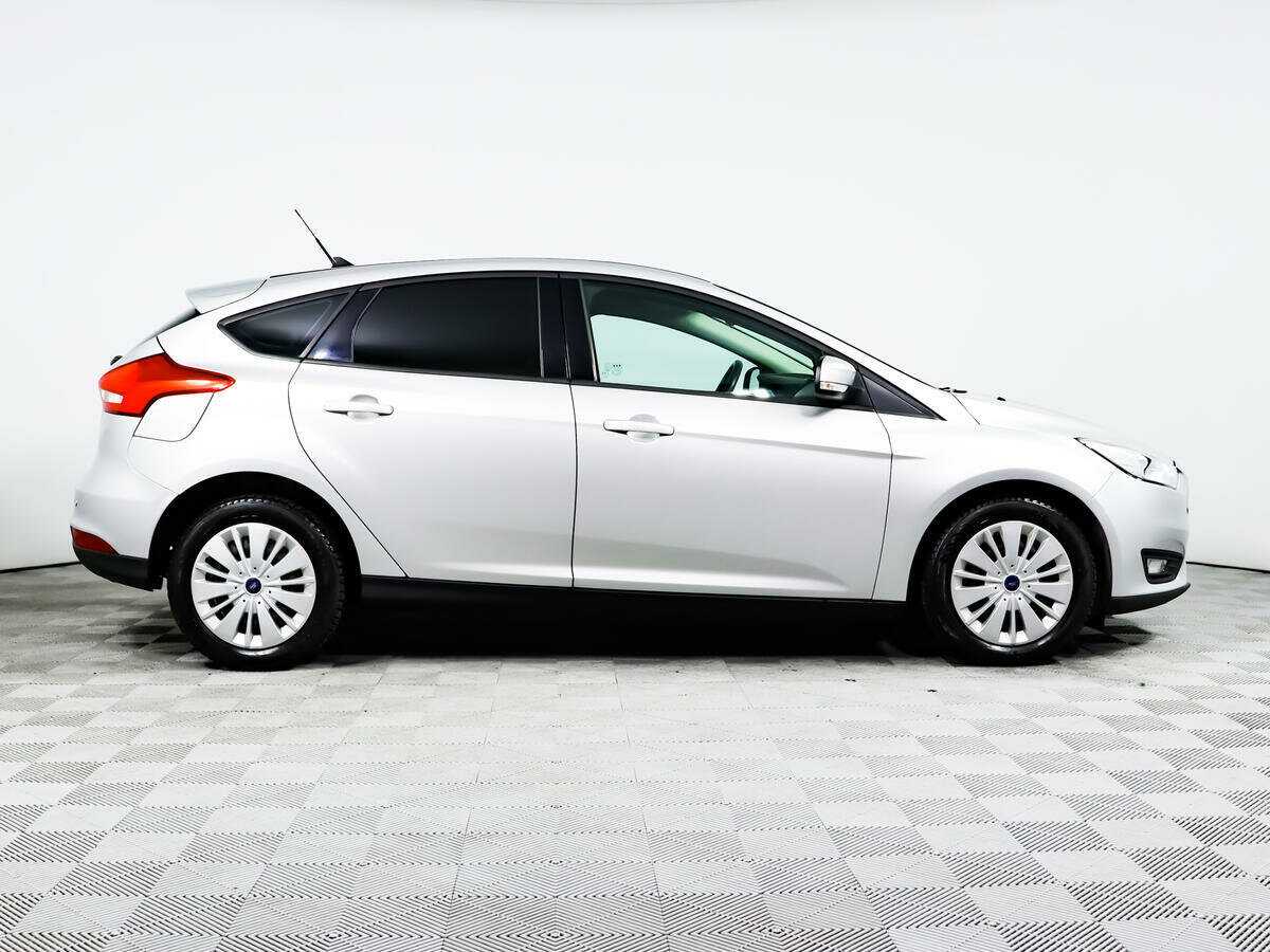Купить Ford Focus с пробегом. Фото: #3