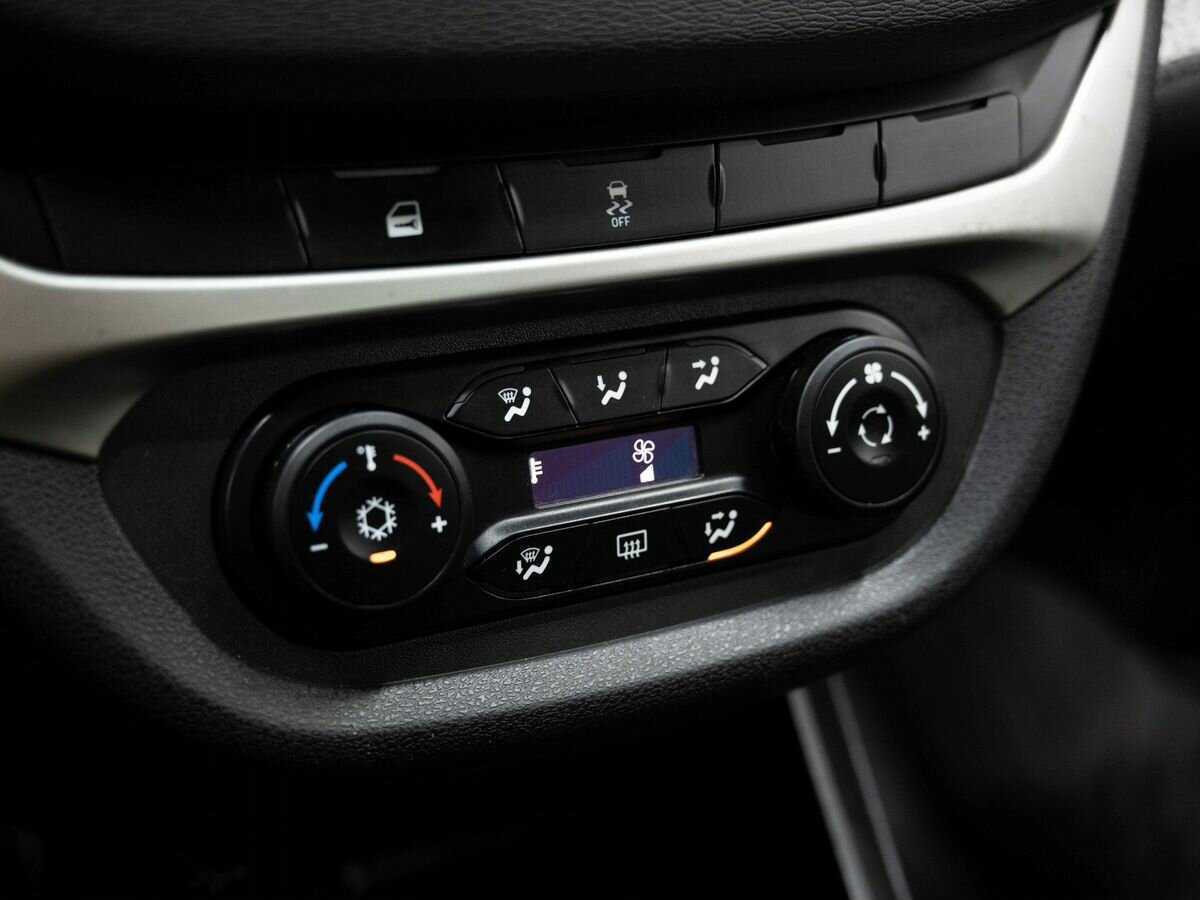 Купить Lada (ВАЗ) Vesta с пробегом. Фото: #19