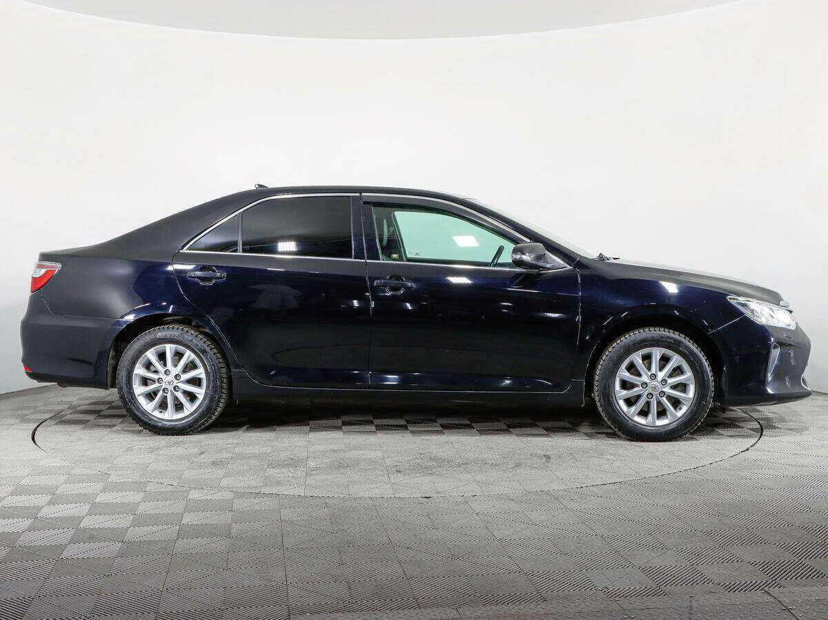 Купить Toyota Camry с пробегом. Фото: #3