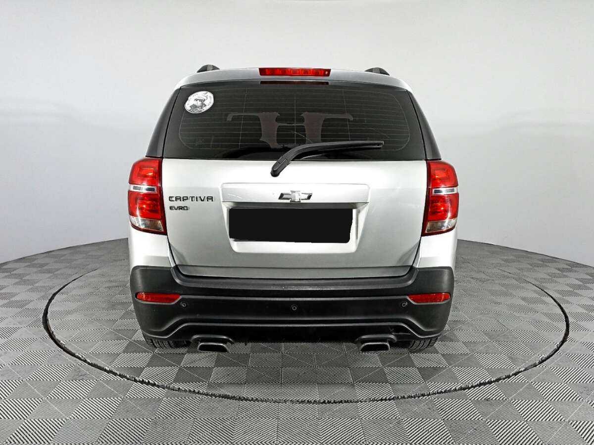 Купить Chevrolet Captiva с пробегом. Фото: #5