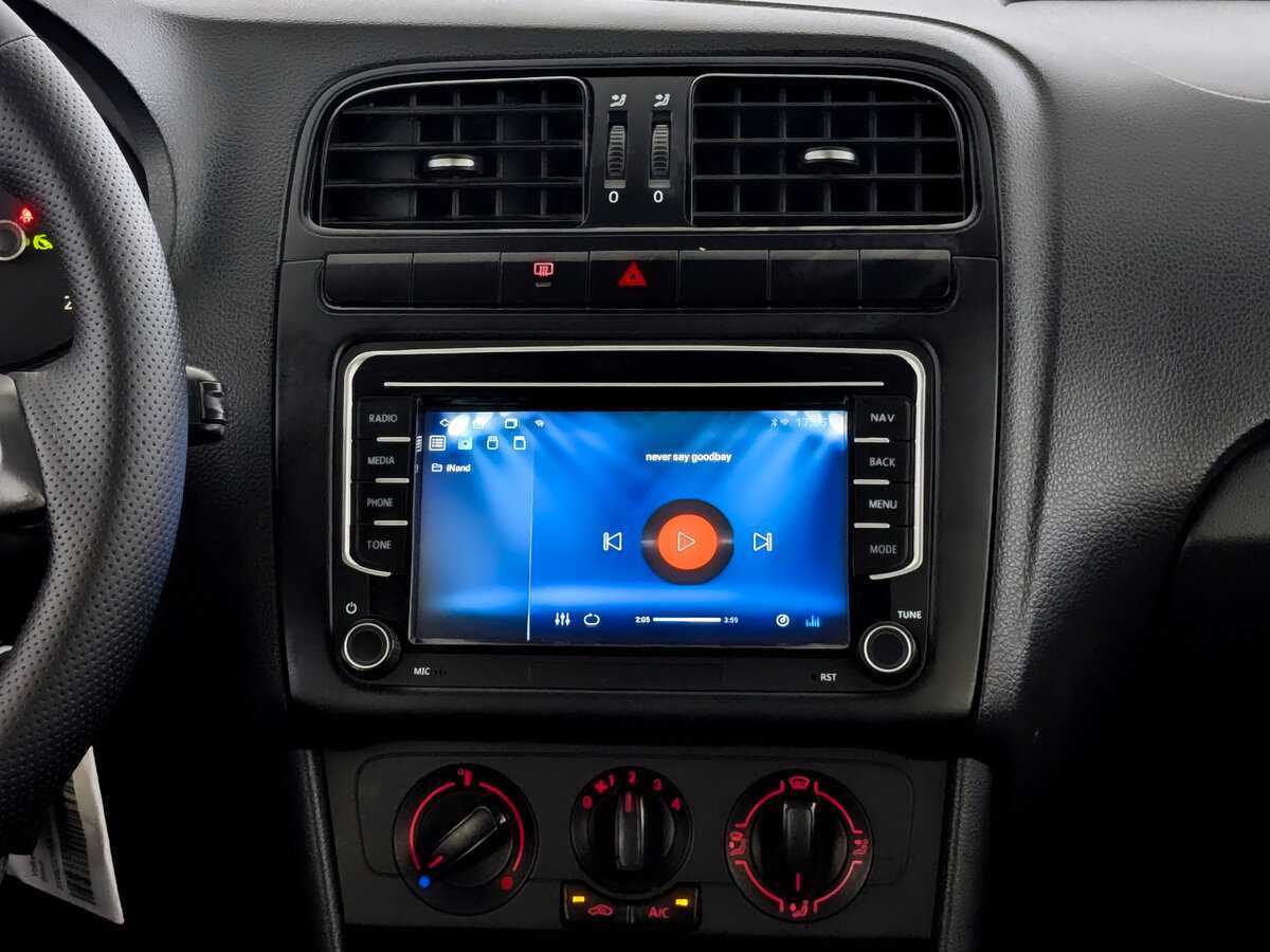 Купить Volkswagen Polo с пробегом. Фото: #14