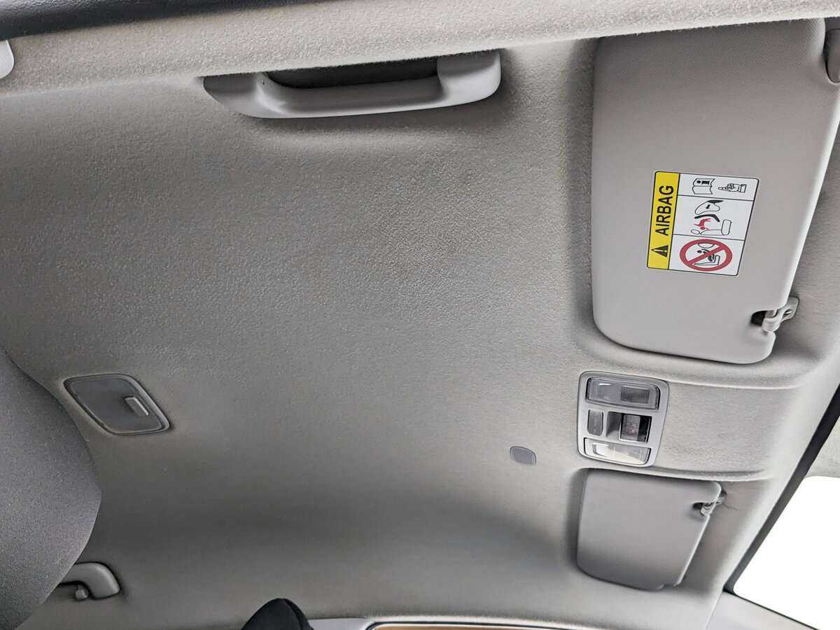 Купить Hyundai Solaris с пробегом. Фото: #18