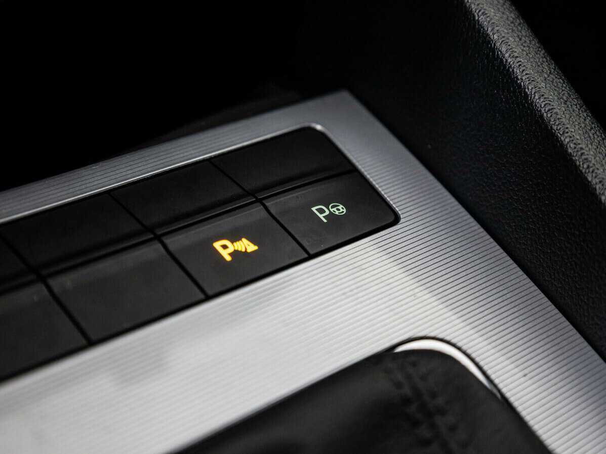 Купить Skoda Octavia с пробегом. Фото: #17