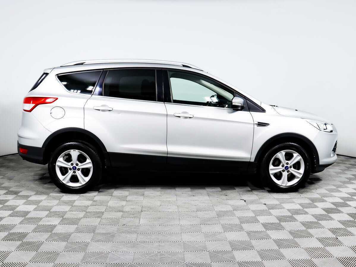 Купить Ford Kuga с пробегом. Фото: #3