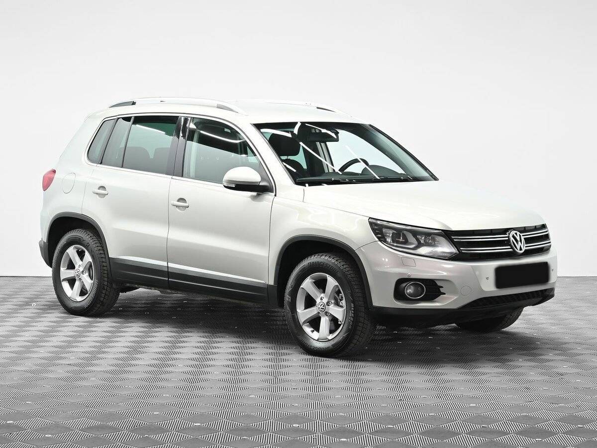 Купить Volkswagen Tiguan с пробегом. Фото: #1
