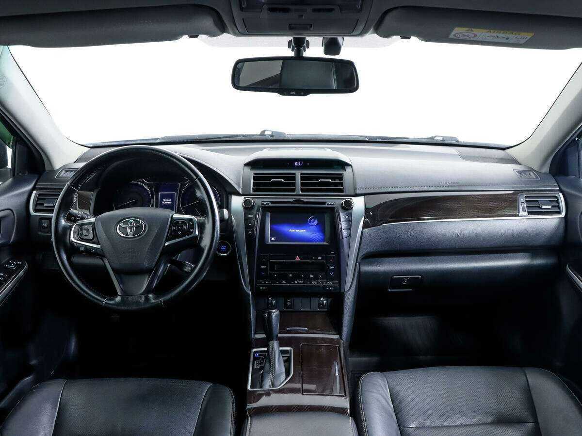 Купить Toyota Camry с пробегом. Фото: #9