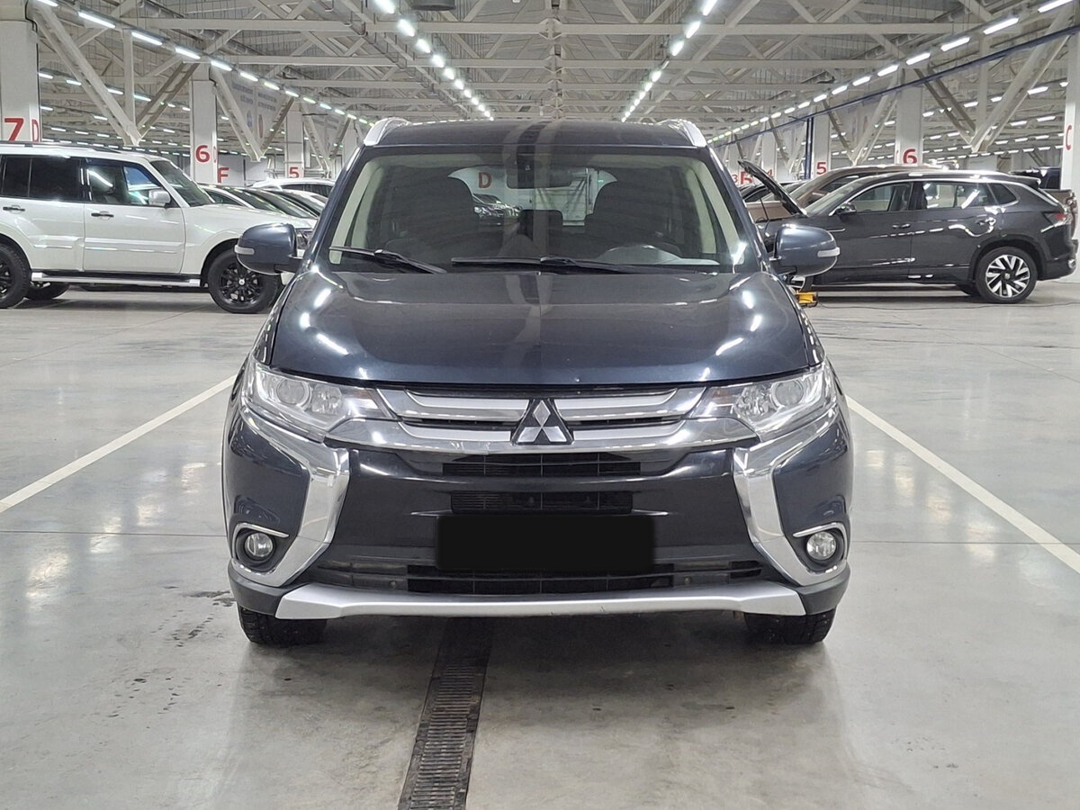Купить Mitsubishi Outlander с пробегом. Фото: #1