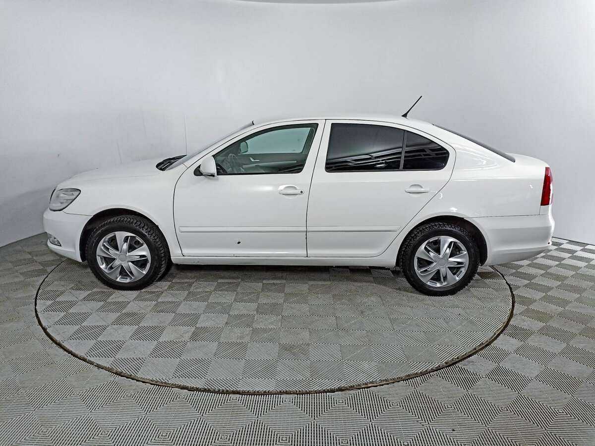 Купить Skoda Octavia с пробегом. Фото: #7