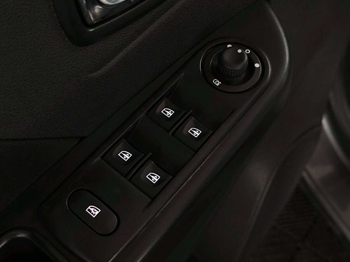 Купить Renault Kaptur с пробегом. Фото: #20